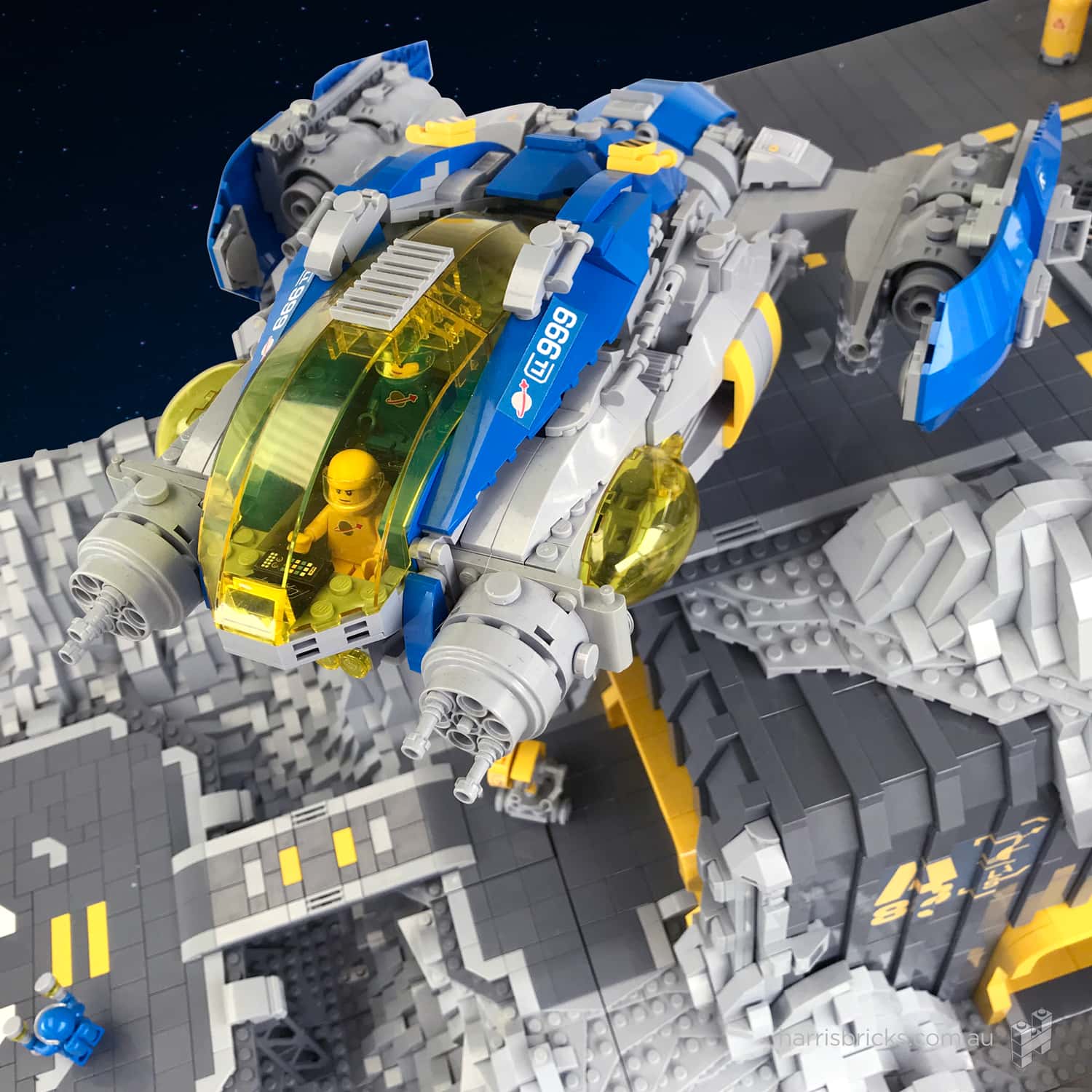 A83-Exploration-Base-Harris-Bricks-025-800x800.j